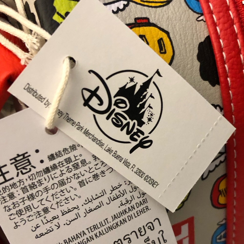 NEW Loungefly Disney Parks Marvel The AVENGERS Mini Backpack Hard Tag Comics $78 - Picture 8 of 8